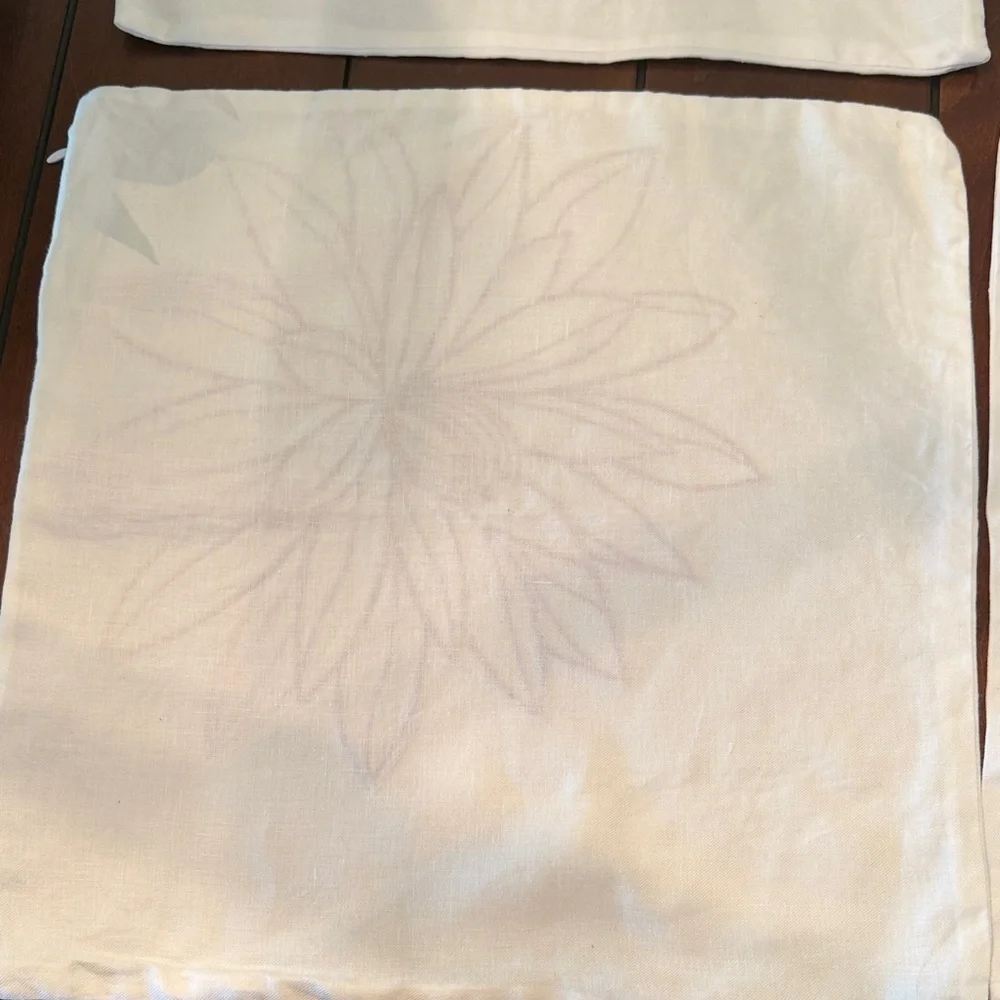 N/A elegant throw